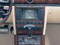 Interieur_Volkswagen-Phaeton_73
                                                        width=